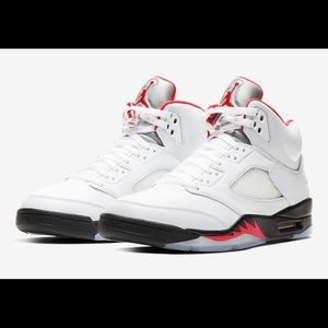 Jordan 5 Fire Red *deadstock*
